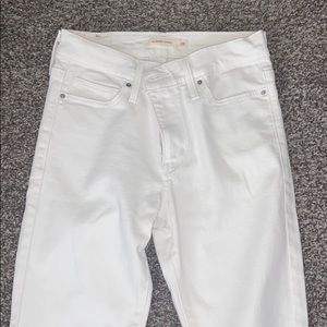 Levi white jeans never worn!